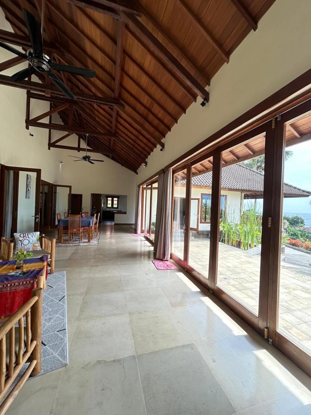 Lodge Ponjok Batu Bukti