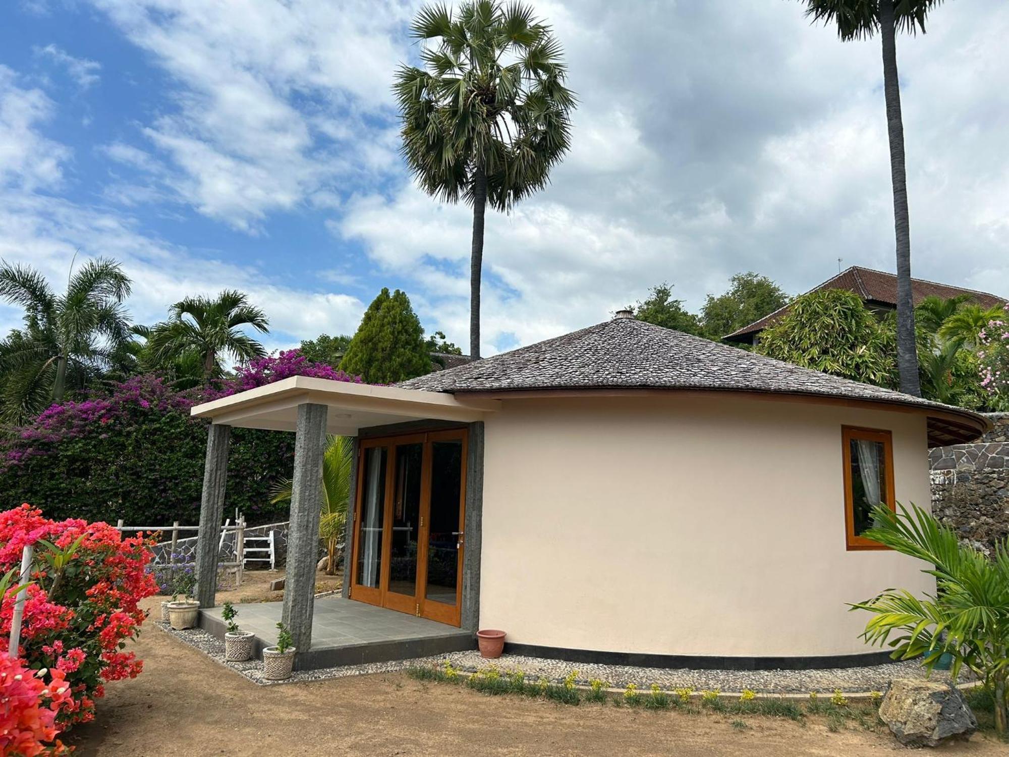 Ponjok Batu