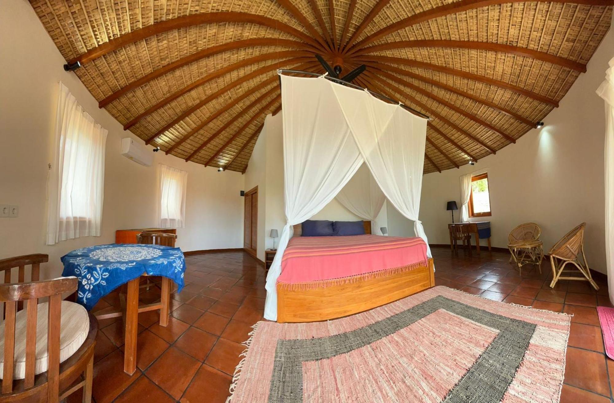 Lodge Ponjok Batu Bukti