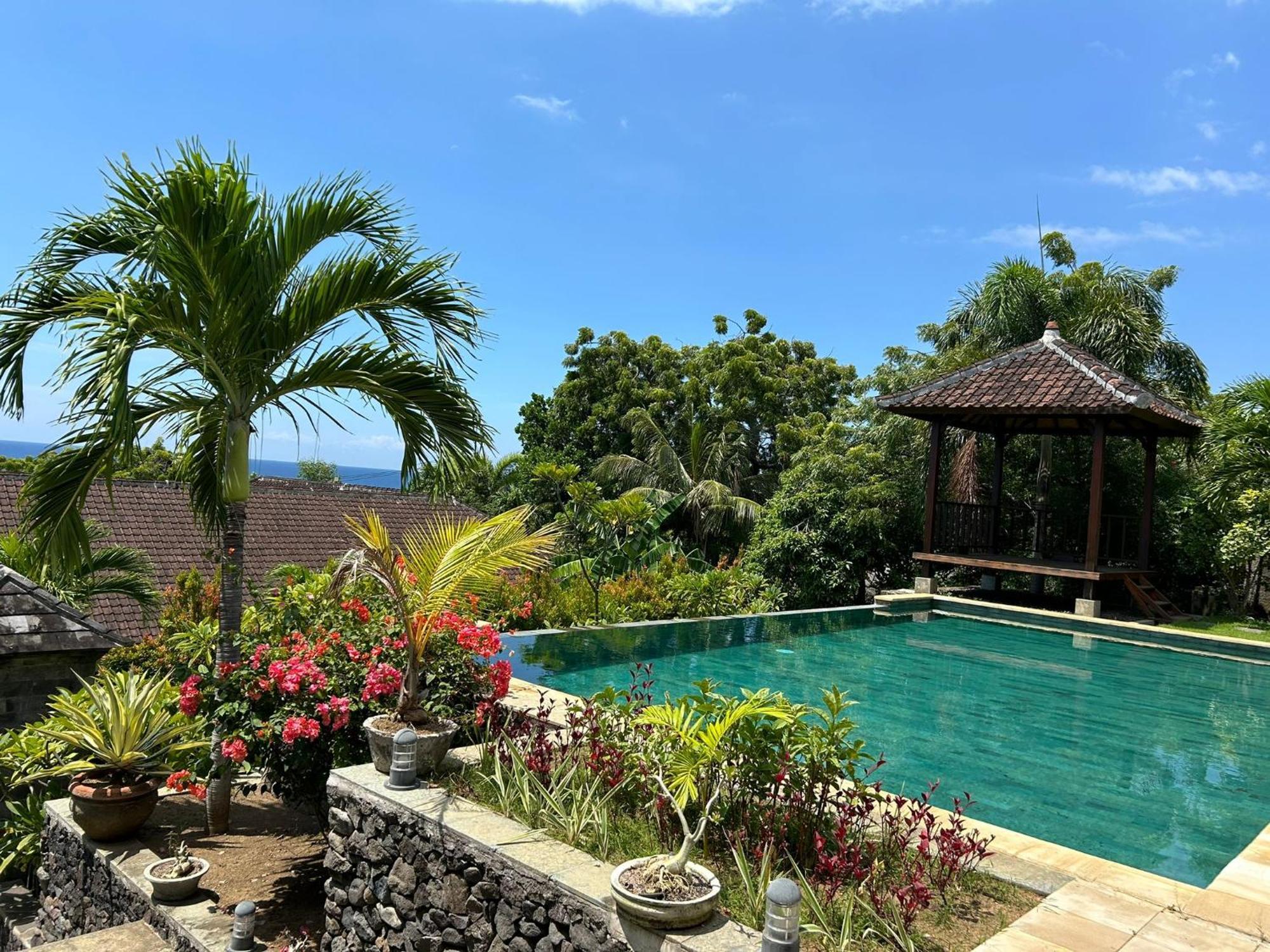 Lodge Ponjok Batu *